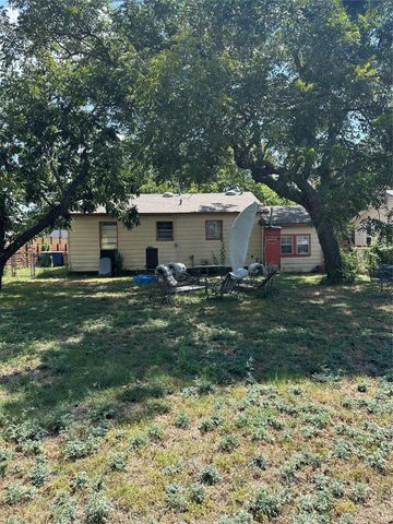 1106 Justin LN, Austin, TX 78757