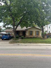 1106 Justin LN, Austin, TX 78757