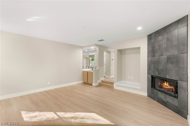 2104 Inverness Drive, Henderson, NV 89074