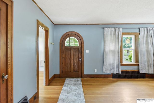 4709 Shirley Street, Omaha, NE 68106