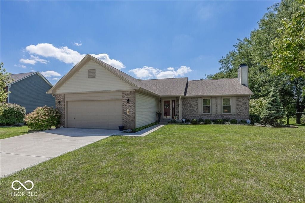 14947 Beacon Boulevard, Carmel, IN 46032