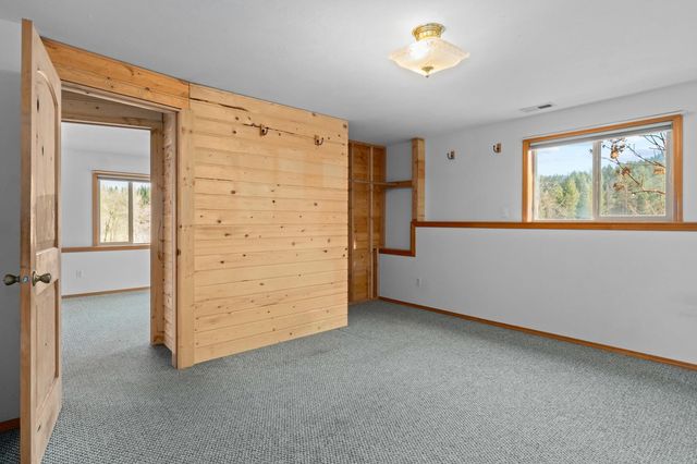 2829 Cottonwood Creek Rd, Chewelah, WA 99109