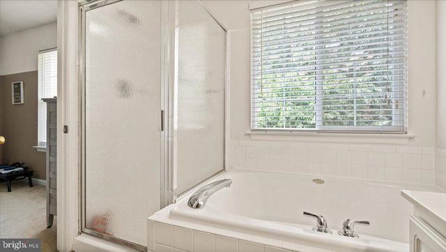 5554 JOWETT CT, Alexandria, VA 22315