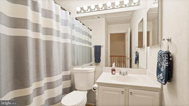 5554 JOWETT CT, Alexandria, VA 22315