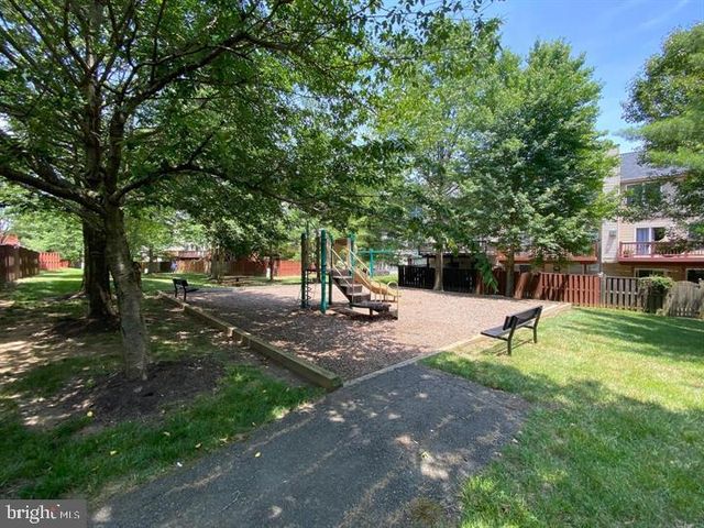 5554 JOWETT CT, Alexandria, VA 22315