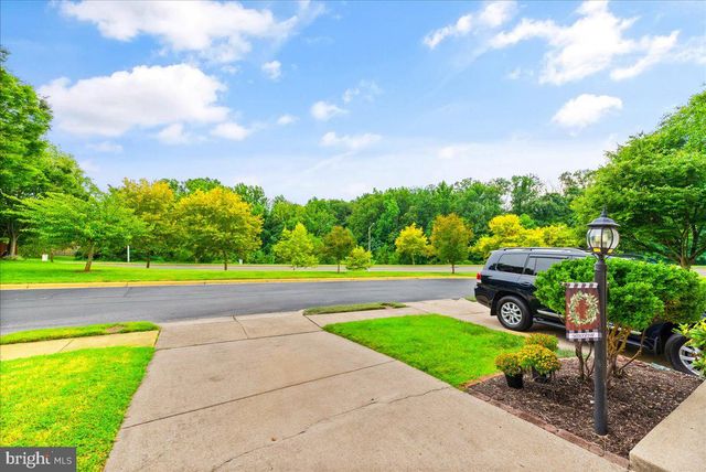 5554 JOWETT CT, Alexandria, VA 22315