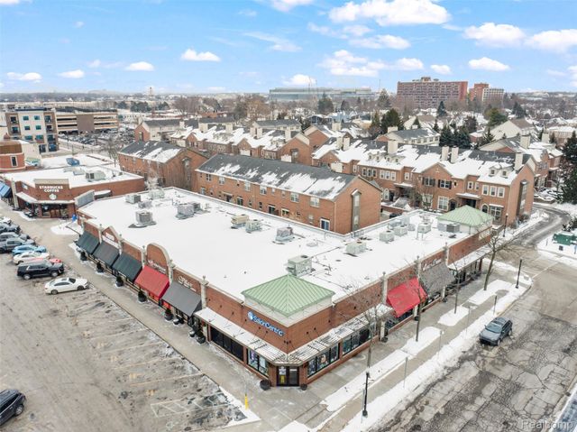 22200 Abbey Ln, Dearborn, MI 48124