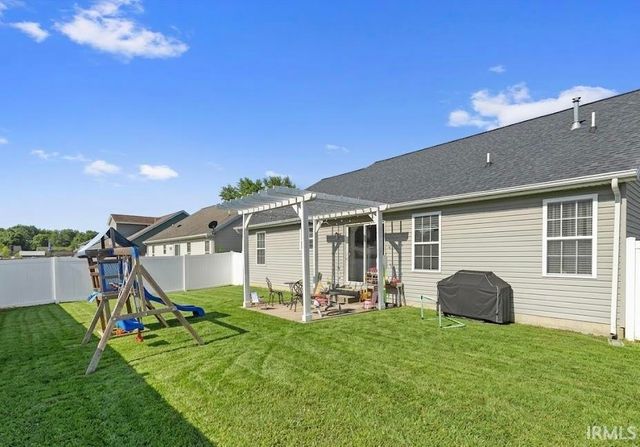1780 Sandal Way, Newburgh, IN 47630
