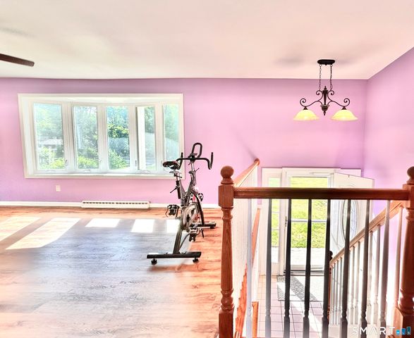2007 Hartford Turnpike, North Haven, CT 06473