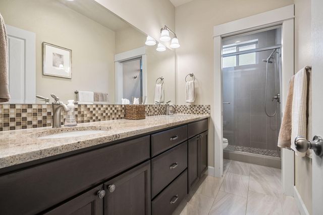 21307 NE Brooklyn Court, Bend, OR 97701