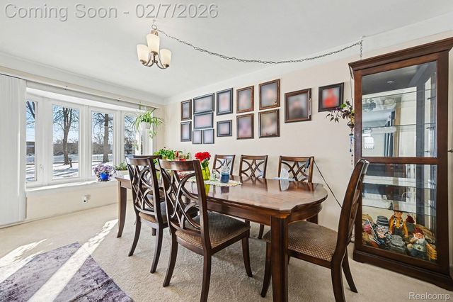 35340 Schoolcraft Road, Livonia, MI 48150