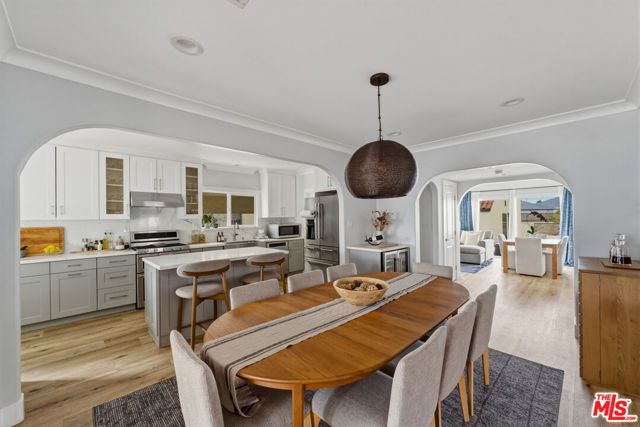 2101 Thurman Avenue, Los Angeles, CA 90016