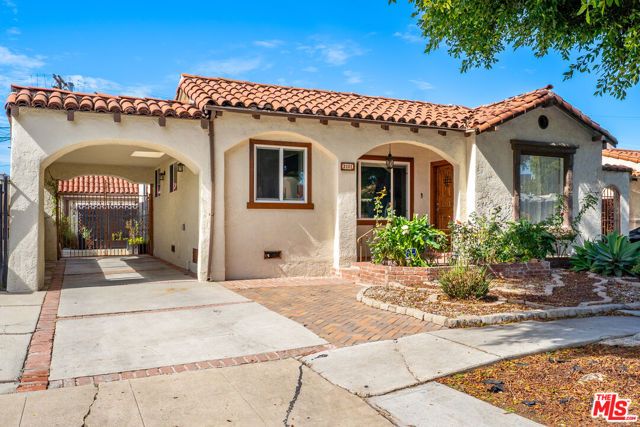 2101 Thurman Avenue, Los Angeles, CA 90016