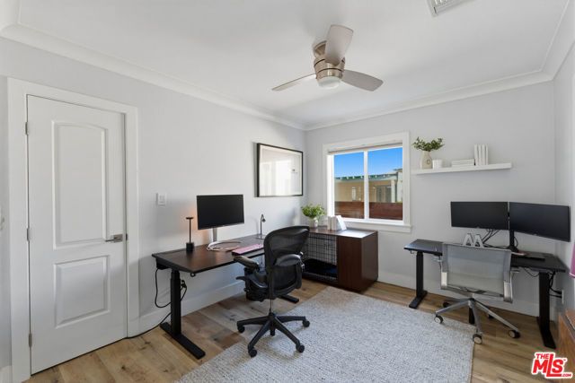 2101 Thurman Avenue, Los Angeles, CA 90016