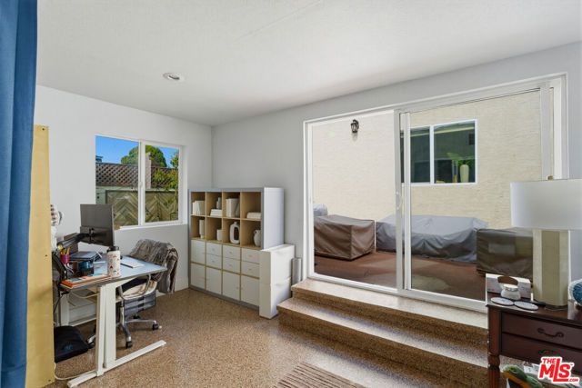 2101 Thurman Avenue, Los Angeles, CA 90016