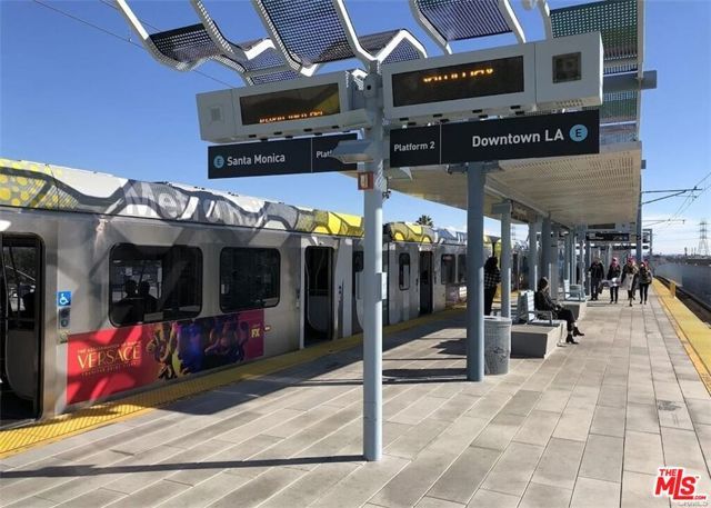 2101 Thurman Avenue, Los Angeles, CA 90016