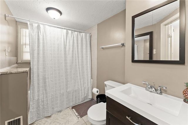 7803 Beachwood Drive, Murrayville, GA 30564
