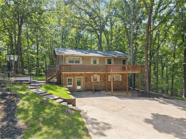7803 Beachwood Drive, Murrayville, GA 30564