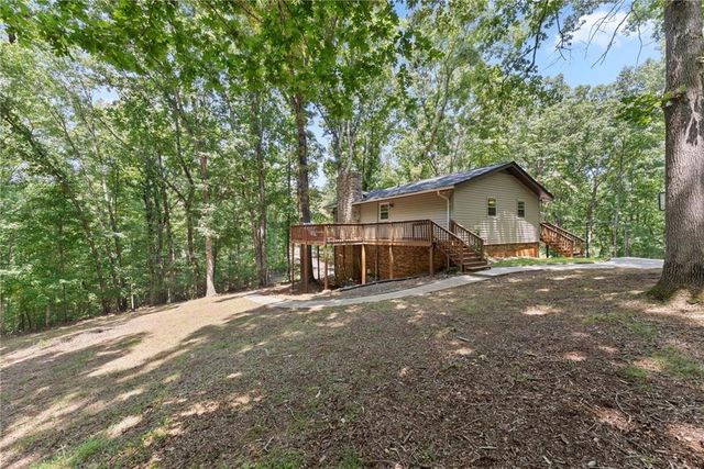 7803 Beachwood Drive, Murrayville, GA 30564