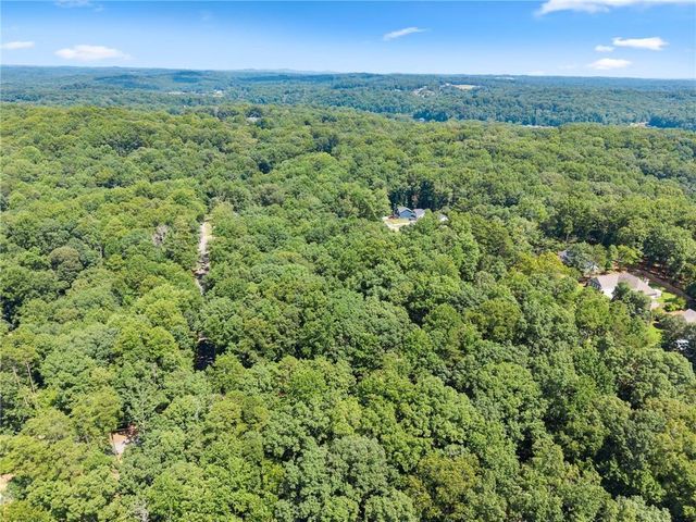 7803 Beachwood Drive, Murrayville, GA 30564