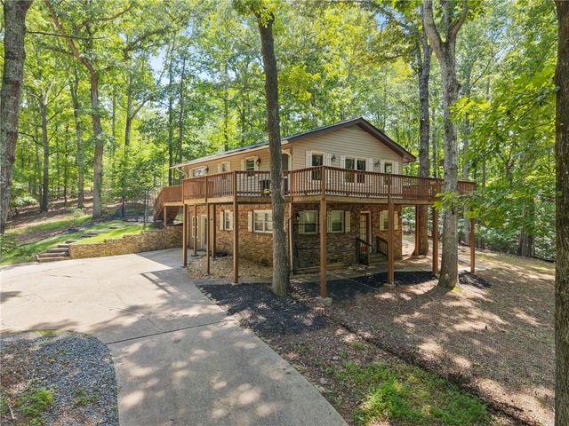 7803 Beachwood Drive, Murrayville, GA 30564