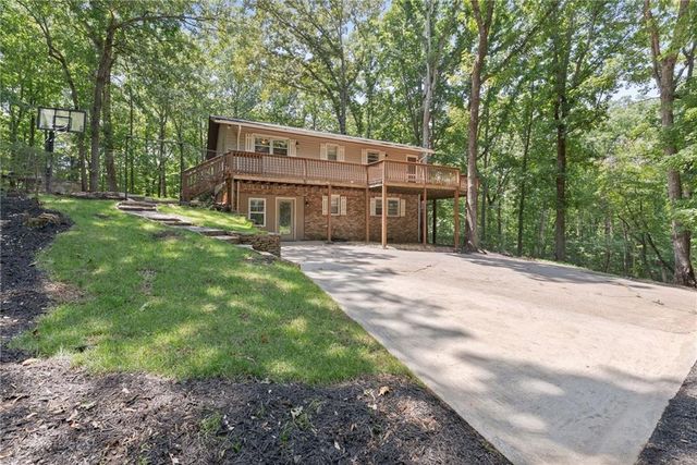 7803 Beachwood Drive, Murrayville, GA 30564