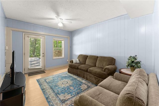 7803 Beachwood Drive, Murrayville, GA 30564