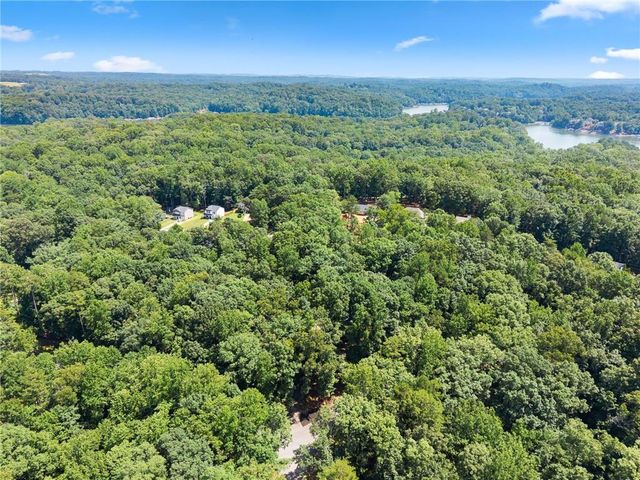 7803 Beachwood Drive, Murrayville, GA 30564