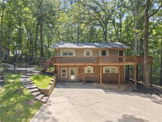 7803 Beachwood Drive, Murrayville, GA 30564