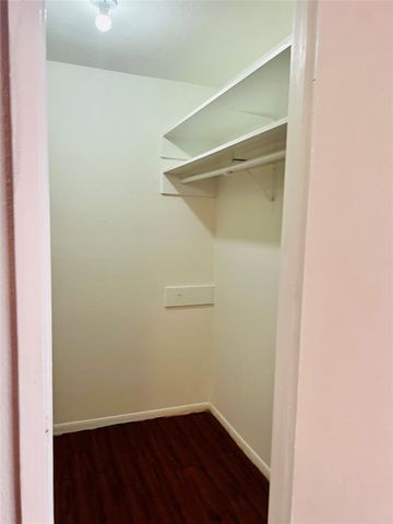 10202 Forum Park Drive 261, Houston, TX 77036