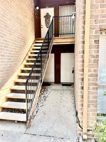 10202 Forum Park Drive 261, Houston, TX 77036