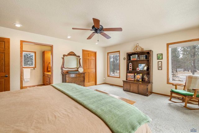 24705 TIMBER RIDGE RD, Hermosa, SD 57744