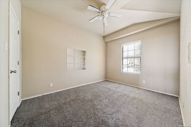 6718 Loma Secca, San Antonio, TX 78233