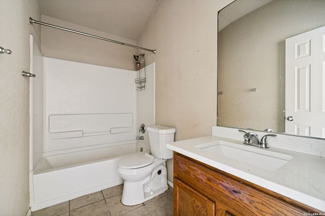 6718 Loma Secca, San Antonio, TX 78233