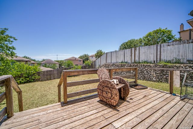 6718 Loma Secca, San Antonio, TX 78233