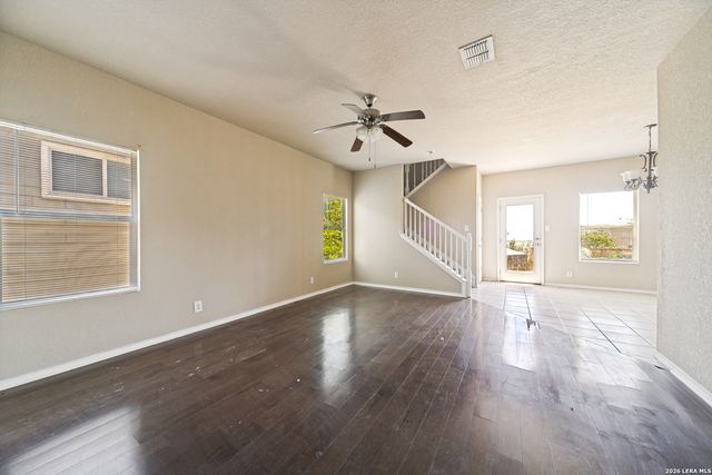 6718 Loma Secca, San Antonio, TX 78233