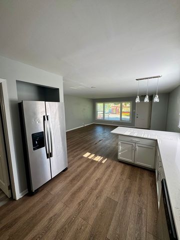 1102 W 111th Street, Chicago, IL 60643