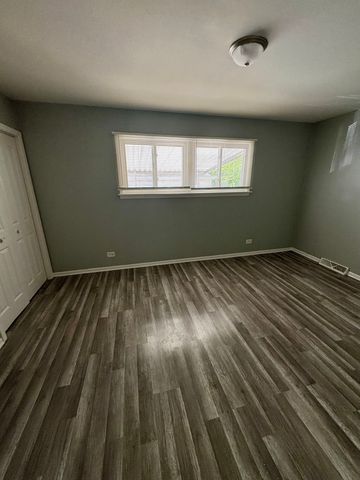 1102 W 111th Street, Chicago, IL 60643