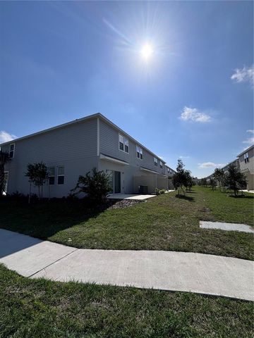 3010 CANARY AVENUE, Davenport, FL 33837