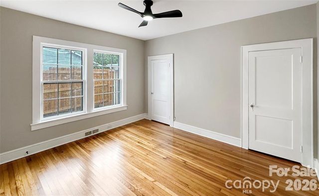 317 8th Street NW, Hickory, NC 28601