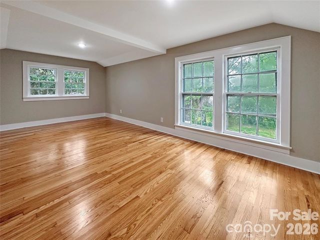 317 8th Street NW, Hickory, NC 28601