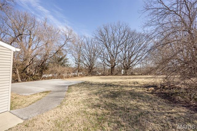 216 N Fritz Street, Lebanon, IL 62254