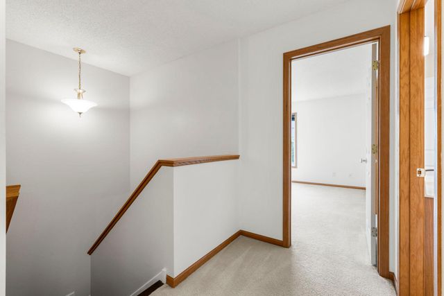 10015 Liatris Lane, Eden Prairie, MN 55347