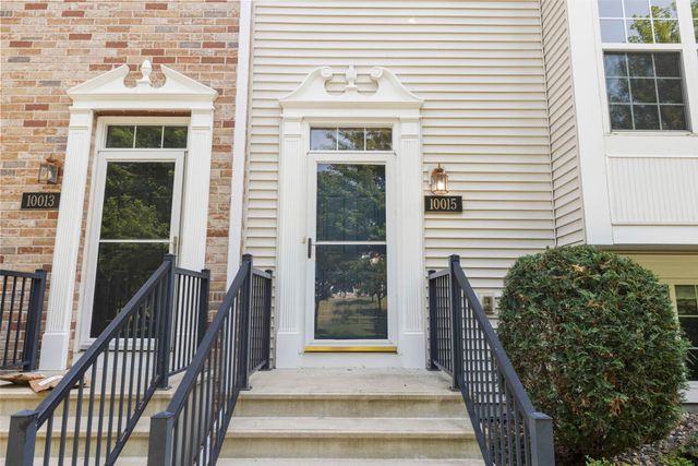 10015 Liatris Lane, Eden Prairie, MN 55347