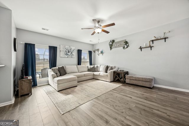 210 Bowline Lane, Kingsland, GA 31548