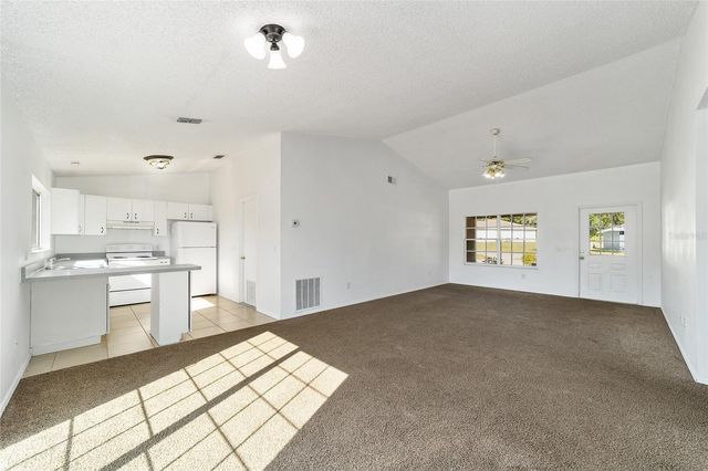8 ASH PASS RUN, Ocala, FL 34472