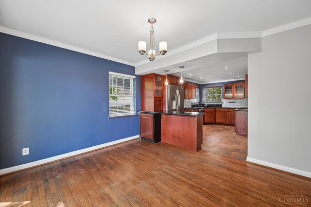 5094 E Eastwood Circle, Cincinnati, OH 45227