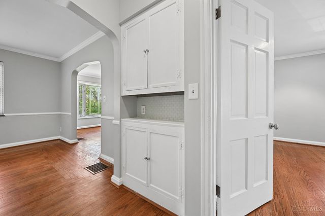 5094 E Eastwood Circle, Cincinnati, OH 45227