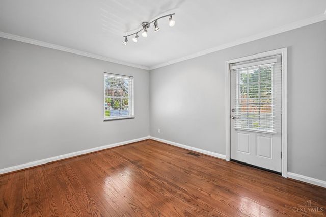 5094 E Eastwood Circle, Cincinnati, OH 45227