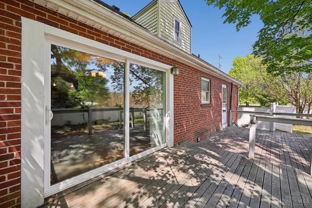 5094 E Eastwood Circle, Cincinnati, OH 45227